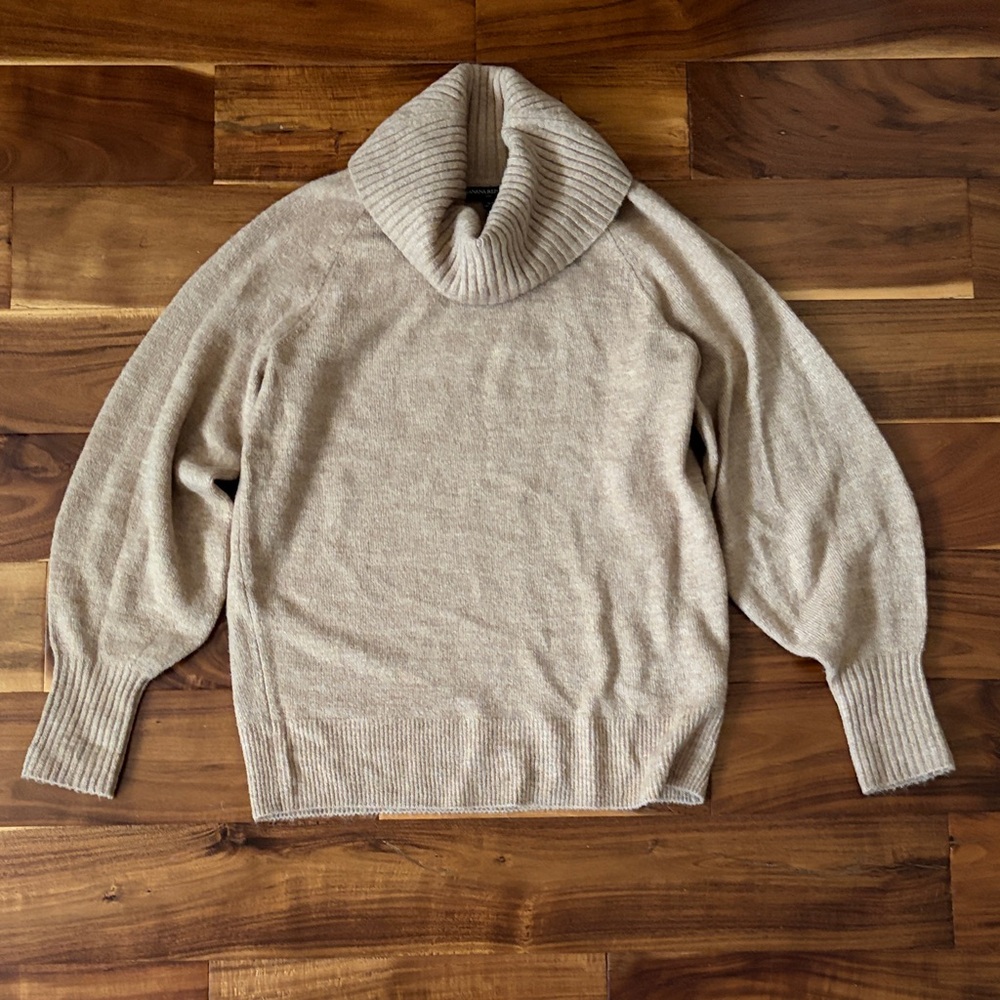 Banana Republic Light Beige Sweater